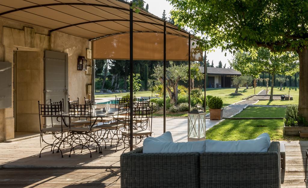 Mas Des Limites Bed & Breakfast Rognonas Bagian luar foto