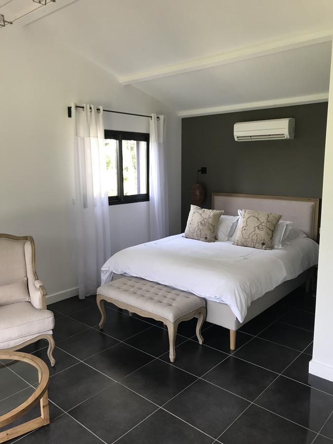 Mas Des Limites Bed & Breakfast Rognonas Bagian luar foto
